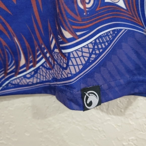 NWT Electrik Unicorn Blue and Orange Lion Face Short Sleeve Blouse Small - Picture 3 of 9